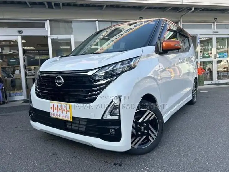 Nissan Dayz Highway St X Hybrid 2024