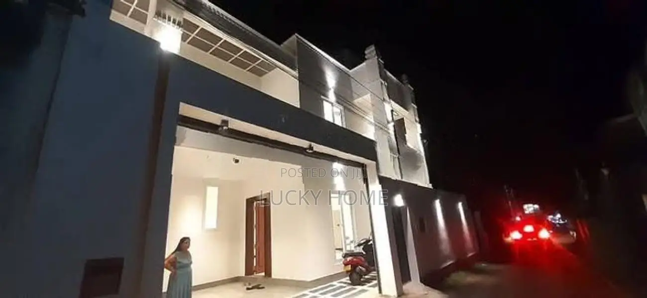 5 Room Luxury House Rent Kandana