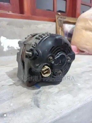 Toyota KDH Alternator