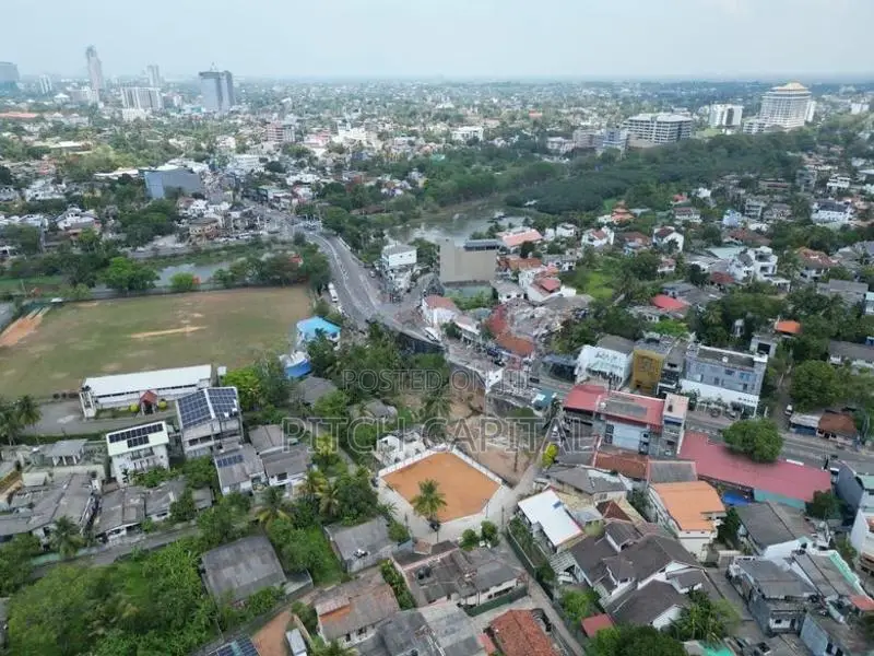 Commercial Land Plots Sale in Baththaramulla