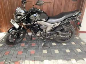 Honda CB Trigger 150 2016