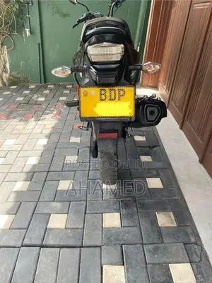 Honda CB Trigger 150 2016