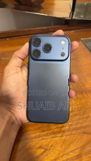 Apple iPhone 17 Pro (Used)