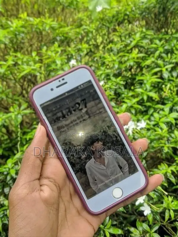 Apple iPhone 8 64GB (Used)