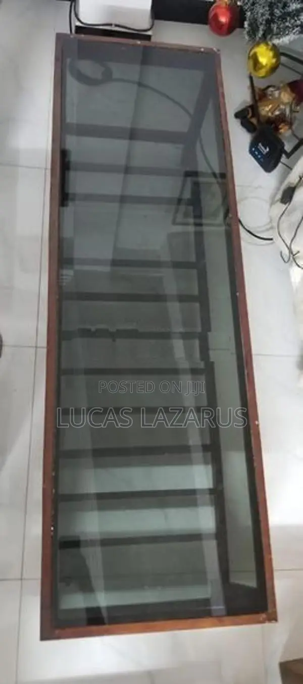 30 Inch Glass Top Table