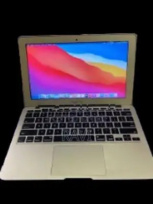 Apple macbook Air i5
