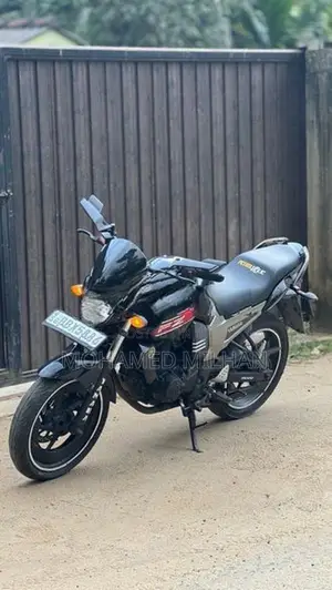Yamaha FZS V1 2014