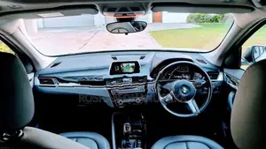 BMW X1 S-DRIVE18I 2018