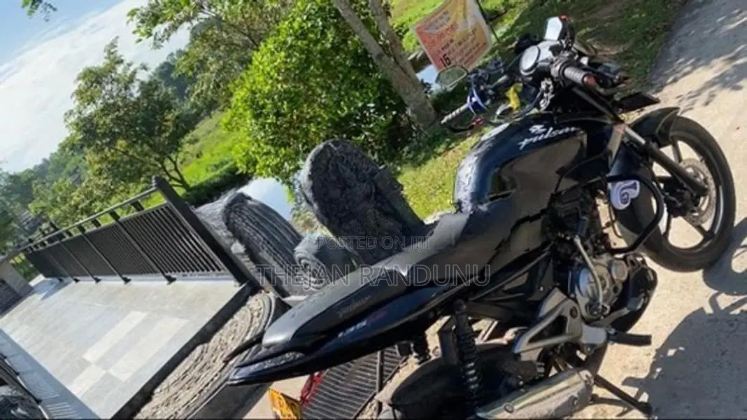 Bajaj Pulsar 135 2015