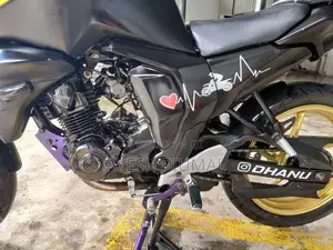 Yamaha FZ 2015
