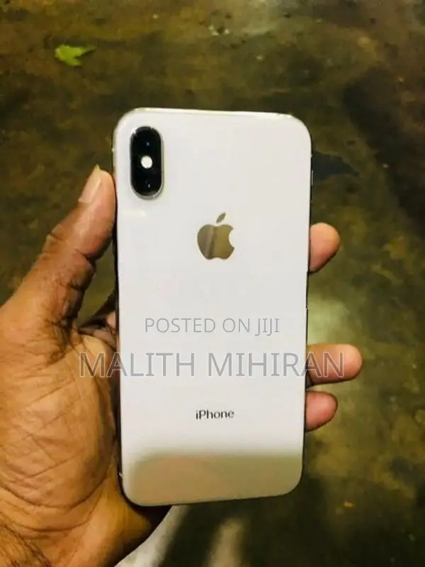 Apple iPhone X 256GB (Used)