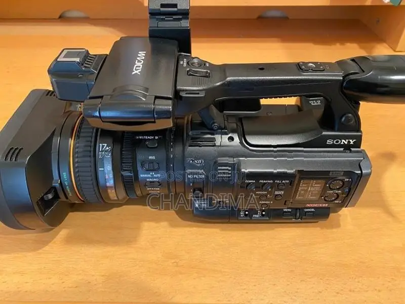 Sony PXW-X200 HD XDCAM Professional Digital Video Camera