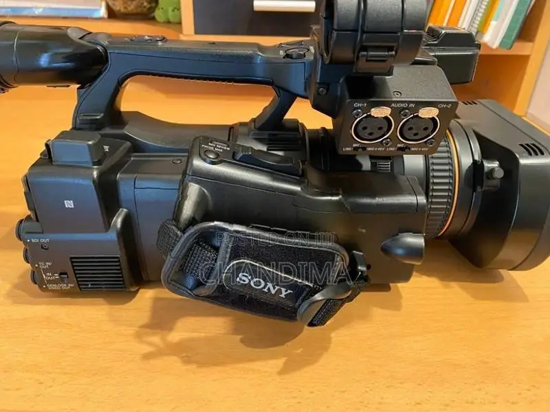 Sony PXW-X200 HD XDCAM Professional Digital Video Camera