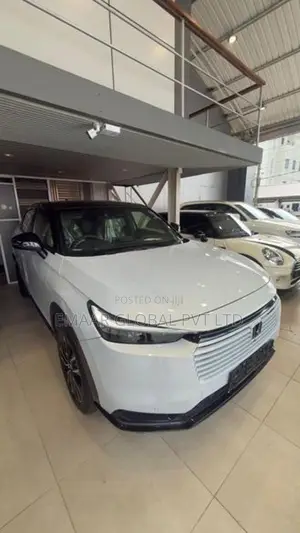 Honda Vezel Z Play 2025