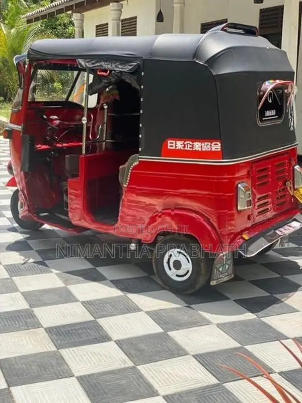 Bajaj RE Three Wheeler 2004