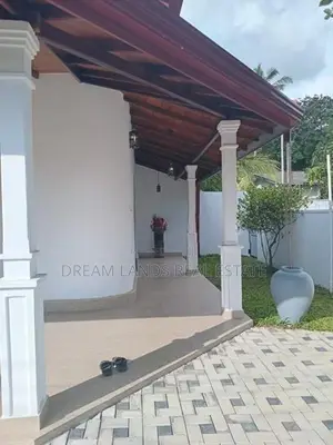 Piliyandala 2 Story House For sale