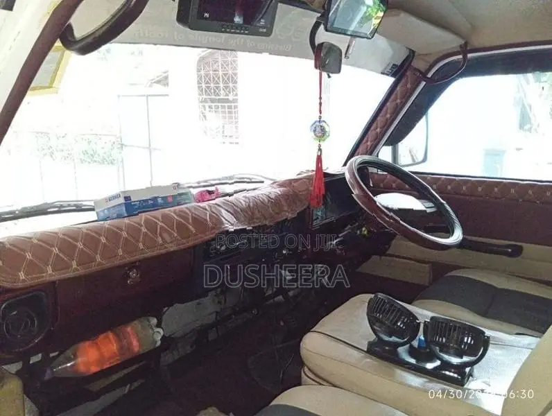 Toyota Hiace 1980