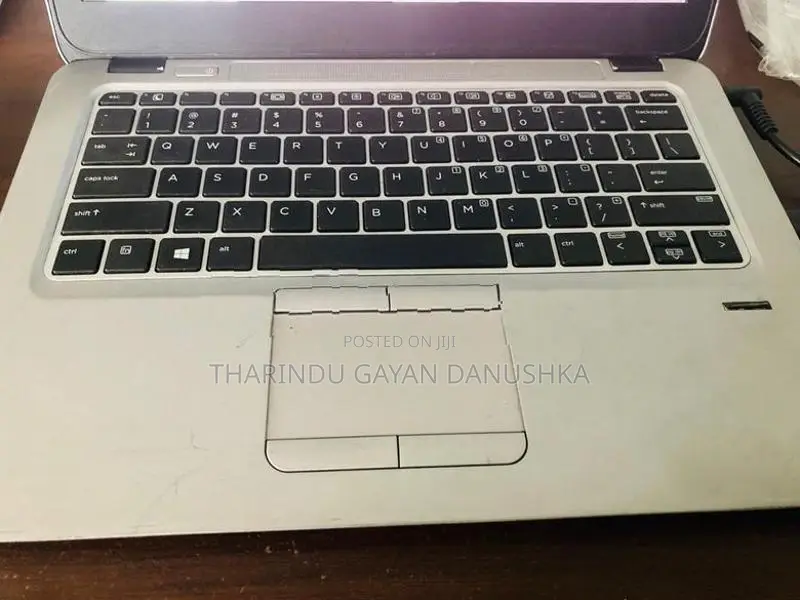 HP Elitebook 820 G3