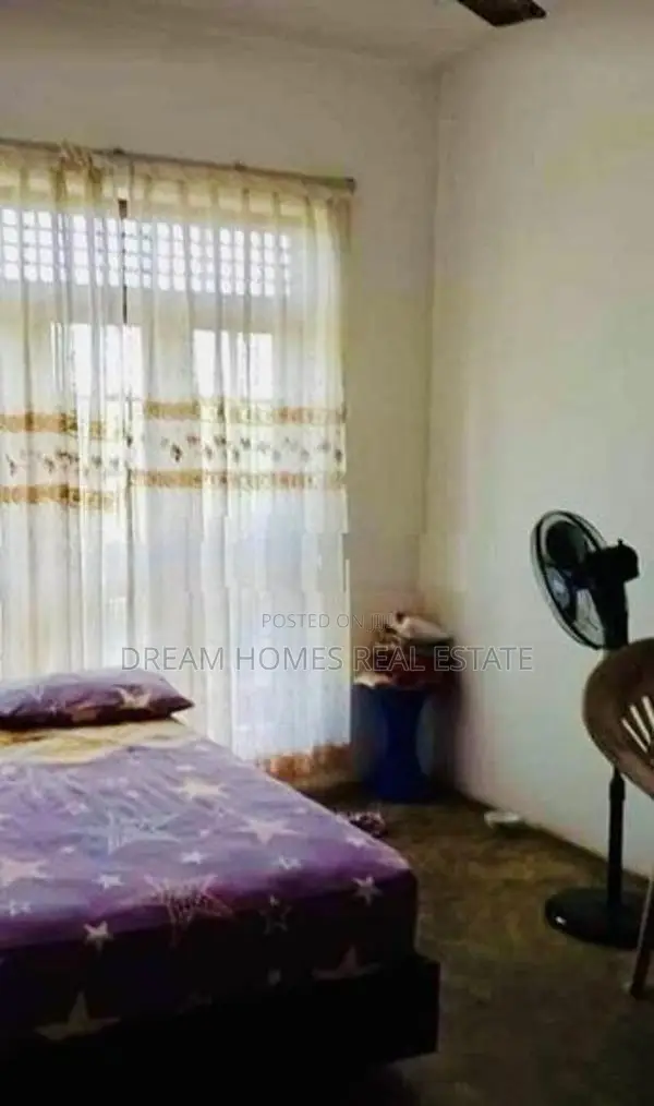 Spacious 2-Storey House for Sale in Ambalangoda