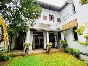 Beautiful 2 Storey House in Rampart Road, Ethul Kotte