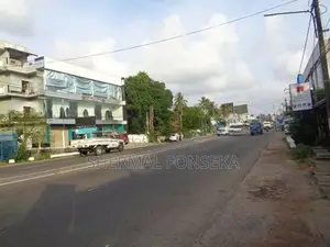 Jaela thudella, Colombo Negombo road facing commercial land for sale