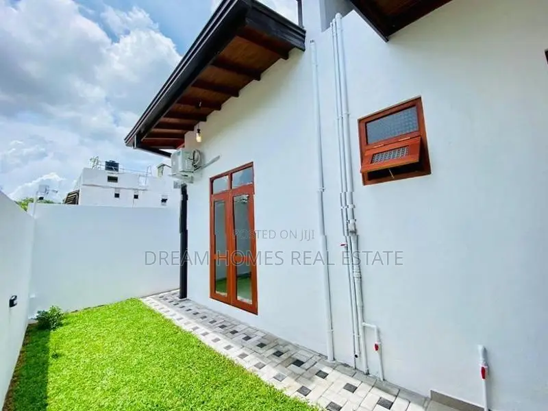 Brand New Single Storied House For Sale Athurugiriya