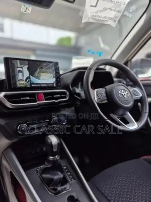 Toyota Raize Hybrid 2025