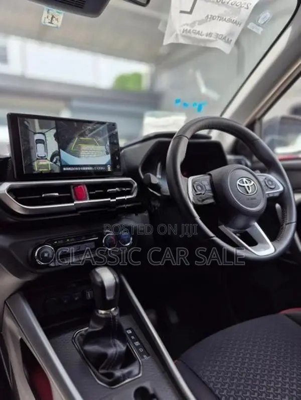 Toyota Raize Hybrid 2025
