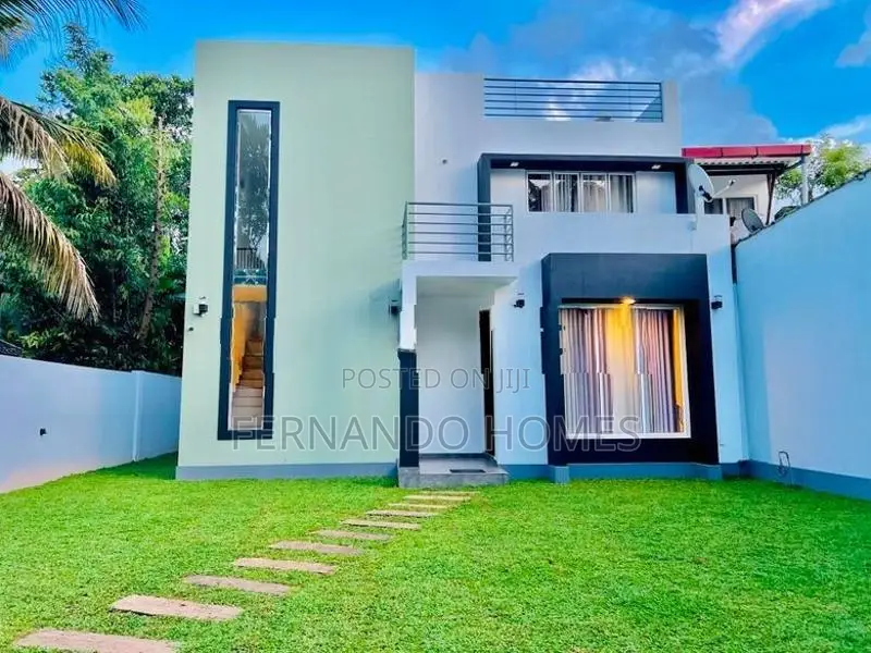 Well Built Good Location Modern Luxury 4 BR House For Sale Negombo