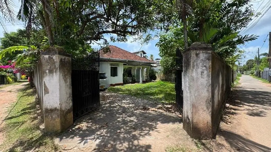 Land for Sale in Ja-Ela