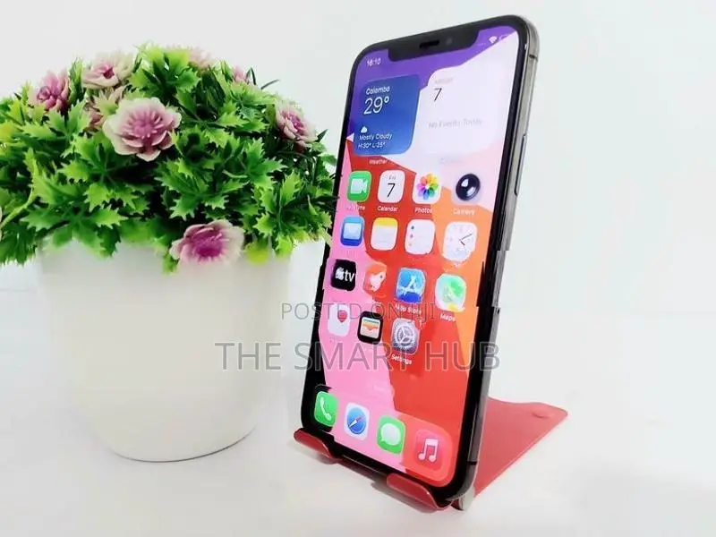 Apple iPhone 11 Pro 64GB (Used)