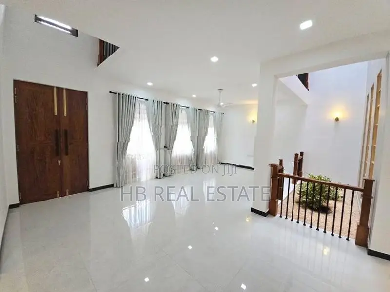 Architect Designed Super Luxury Three Storey House Thalawathugoda