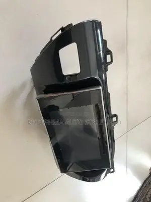 Toyota Hilux Revo Player