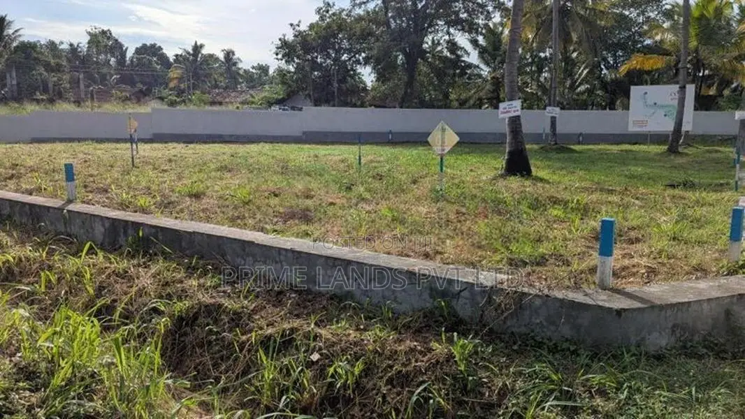 kurunegala A6 Bus Road Facing Lands