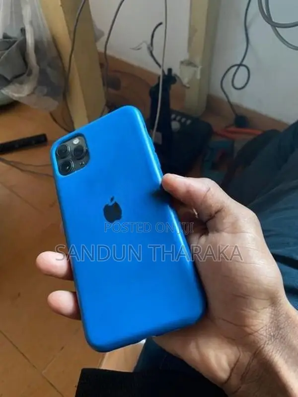 Apple iPhone 11 Pro Max (Used)