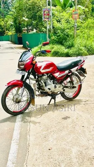 Bajaj CT100 2012