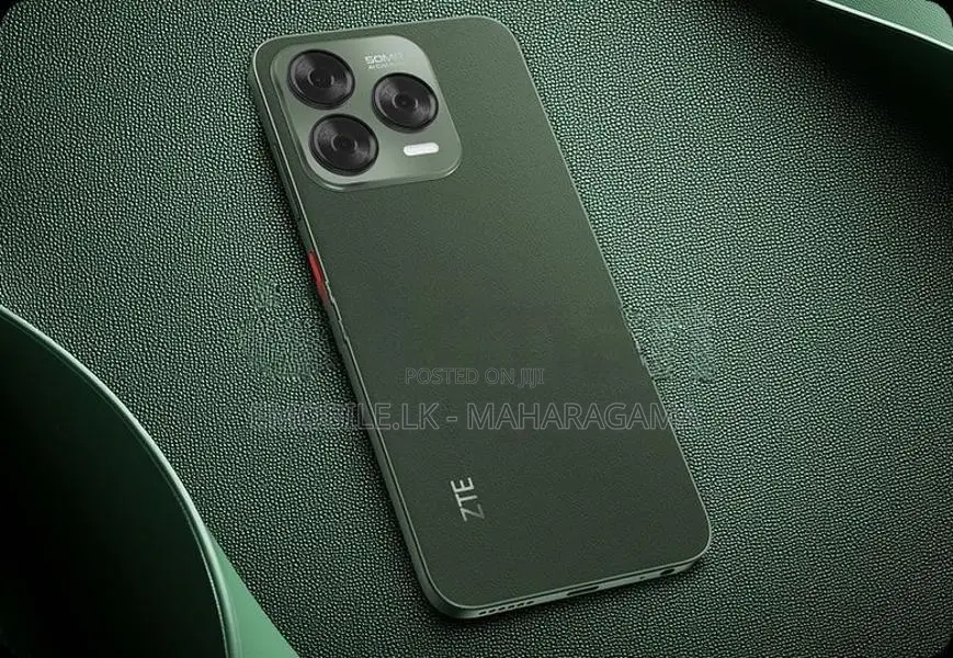 ZTE nubia V70 Design|8|128GB (Brand New)