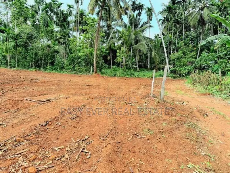 මීරිගමින් සුපිරි ඉඩම