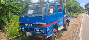 Isuzu Elf 1978