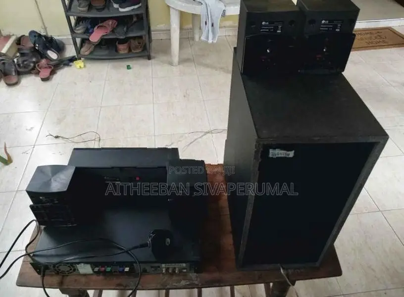 LG Home Theater System LHD627 1000W