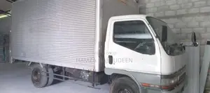 Mitsubishi Canter 1985
