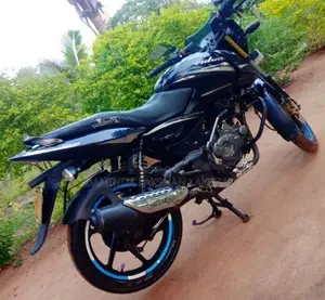 Bajaj Pulsar 150 2017