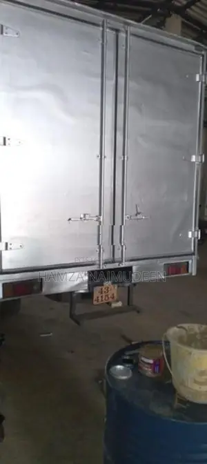 Mitsubishi Canter 1985