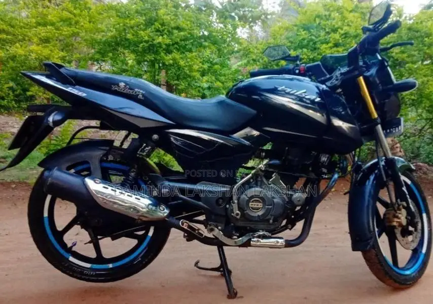 Bajaj Pulsar 150 2017