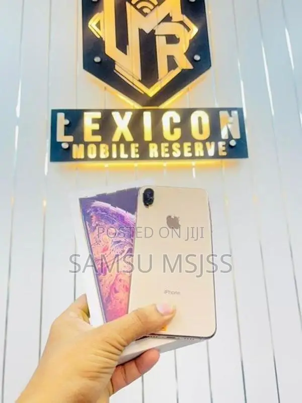 Apple iPhone XS Max (Used)