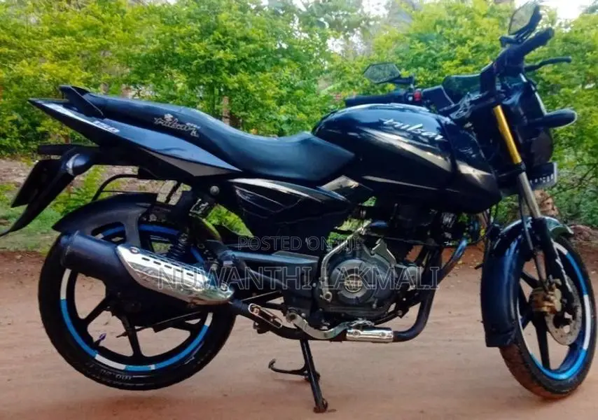 Bajaj Pulsar 150 2017