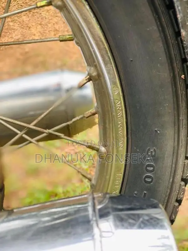 Honda Benly 2001