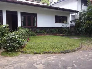 Singale storied stand a lone house for rent peradeniya rd kandy