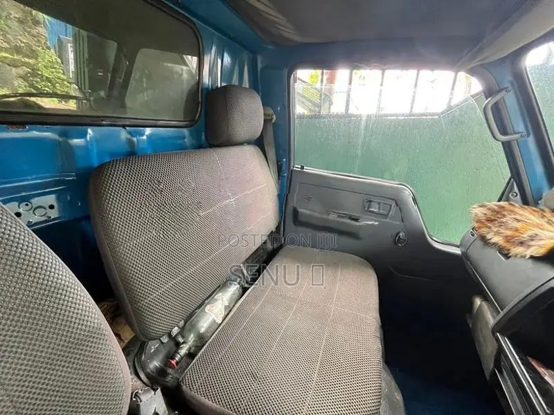 Toyota Dayana 150 Cabin