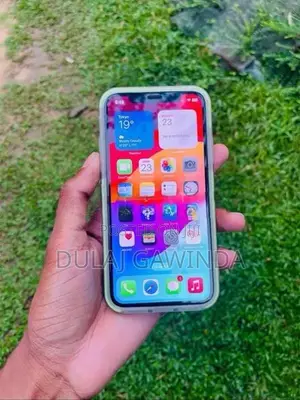 Apple iPhone XS (Used)